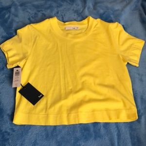 Yellow cropped t shirt never worn